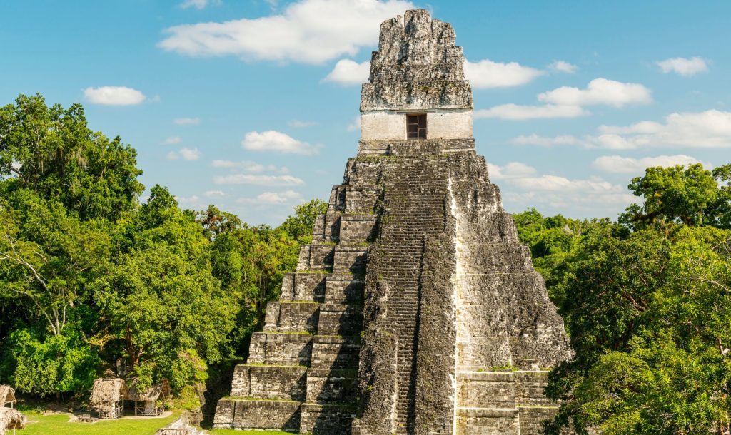 Tikal Petén Guatemala: aventura y cultura en un destino único