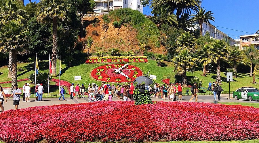 Que hacer en Viña del Mar en invierno: Conocer el Reloj de Flores de Viña Del Mar, Chile. Viaja desde Costa Rica. 