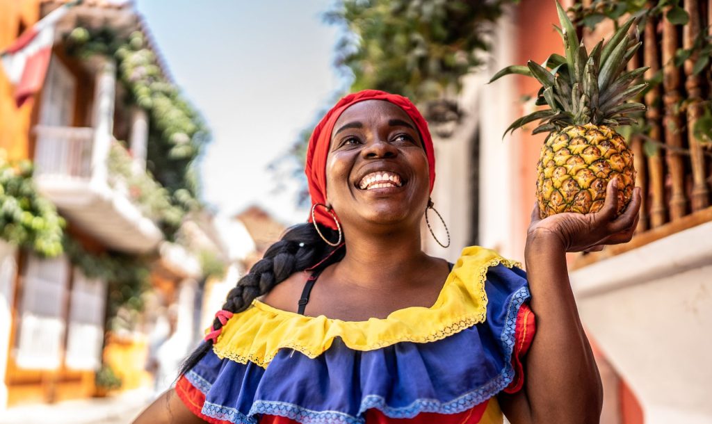 Cartagena cultural festivales de música y cine, tours gastronómicos y fiestas de independencia