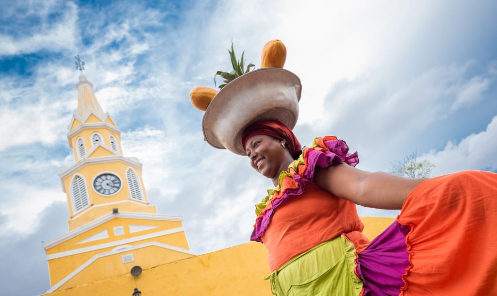 Cartagena cultural festivales de música y cine, tours gastronómicos y fiestas de independencia
