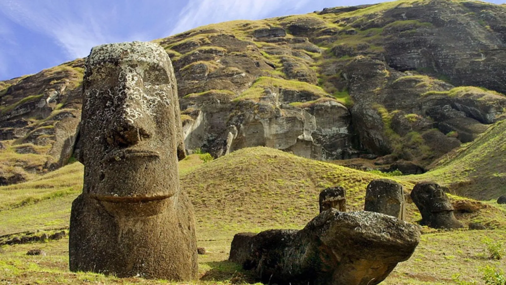 Viaje a Isla de Pascua: Qué hacer y ver en el ombligo del mundo.