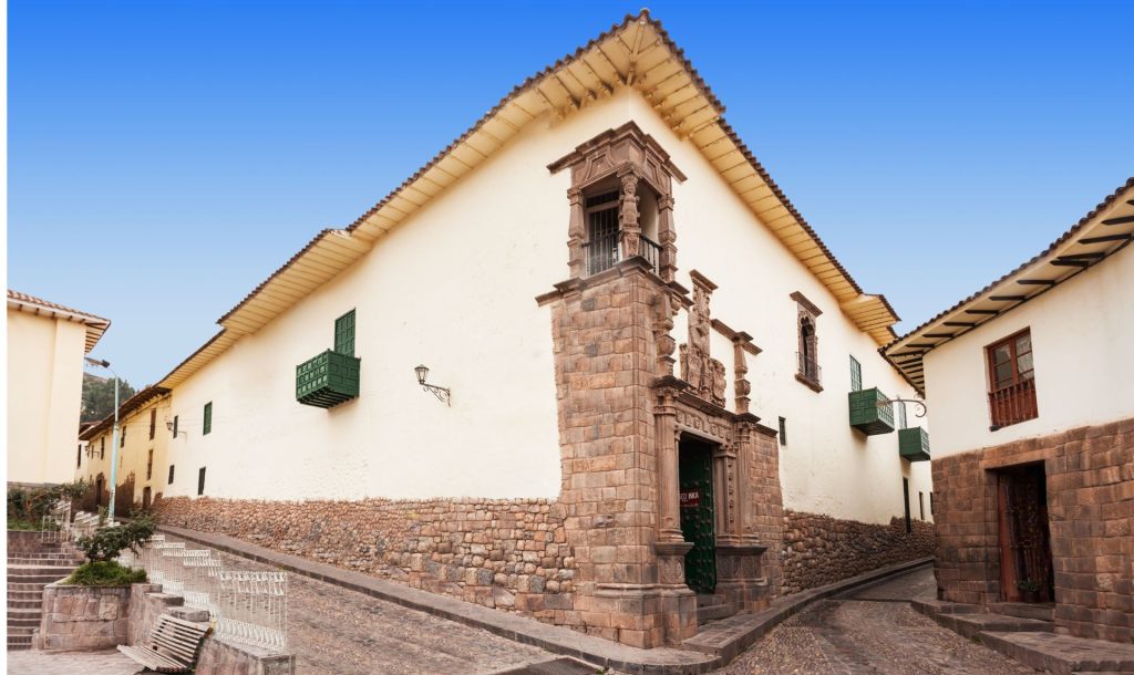 cultura inca, museos de cusco, raqchi templo inca