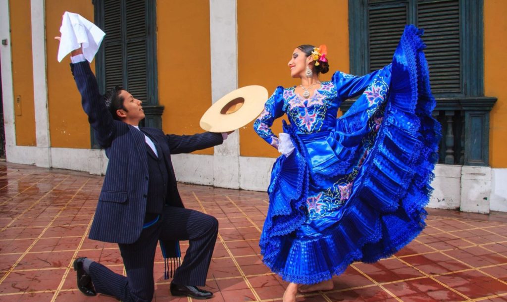 Festivales y tradiciones peruanas que te sorprenderán