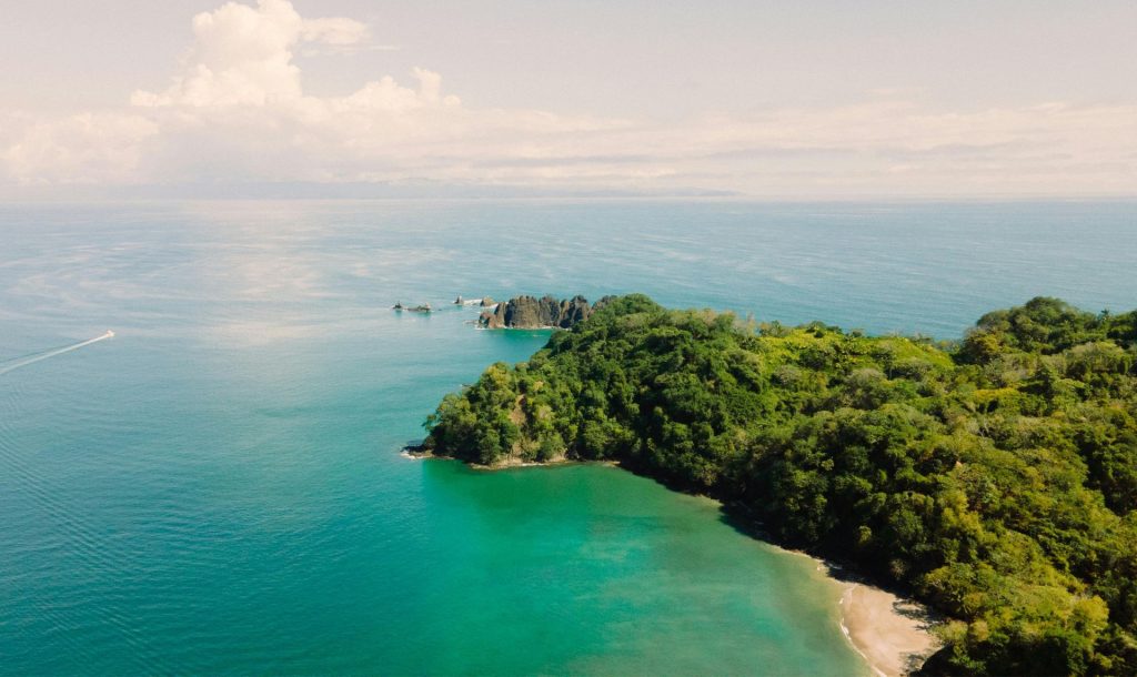 cómo llegar a Tortuguero desde San José, transporte San José Tortuguero, transporte privado San José La Pavona, cómo llegar a La Pavona, barco La Pavona Tortuguero, lancha La Pavona Tortuguero, horarios barco Tortuguero, cómo llegar a Tortuguero en carro, parking La Pavona Tortuguero, aeropuerto San José Tortuguero